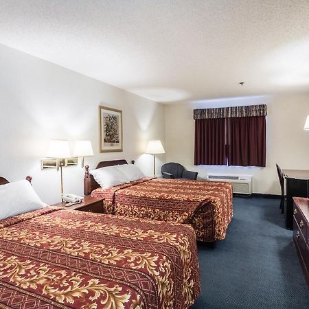 Quality Express Inn & Suites Mineral Wells المظهر الخارجي الصورة