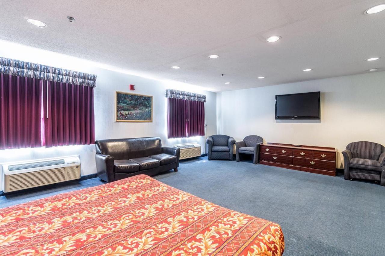 Quality Express Inn & Suites Mineral Wells المظهر الخارجي الصورة